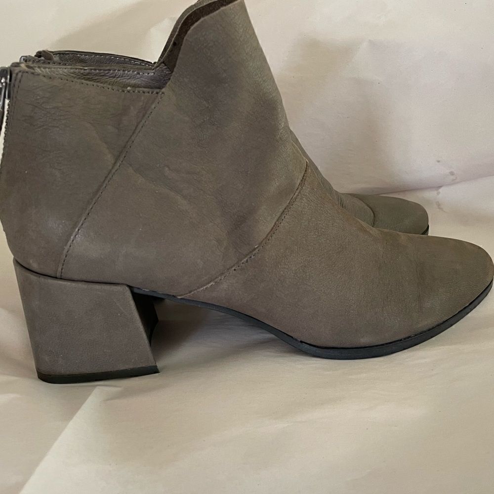 Eileen FisherMushroom Colored Suede Booties Size 8.5